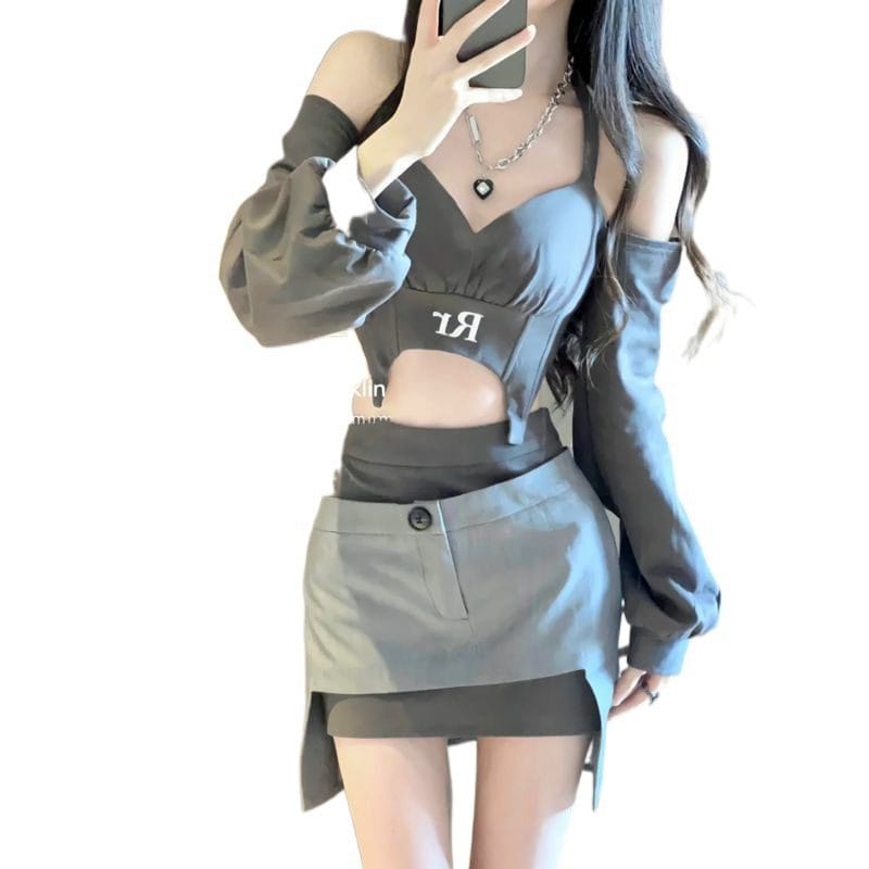 Halter Off-the-shoulder Top/Skirt - Image 4