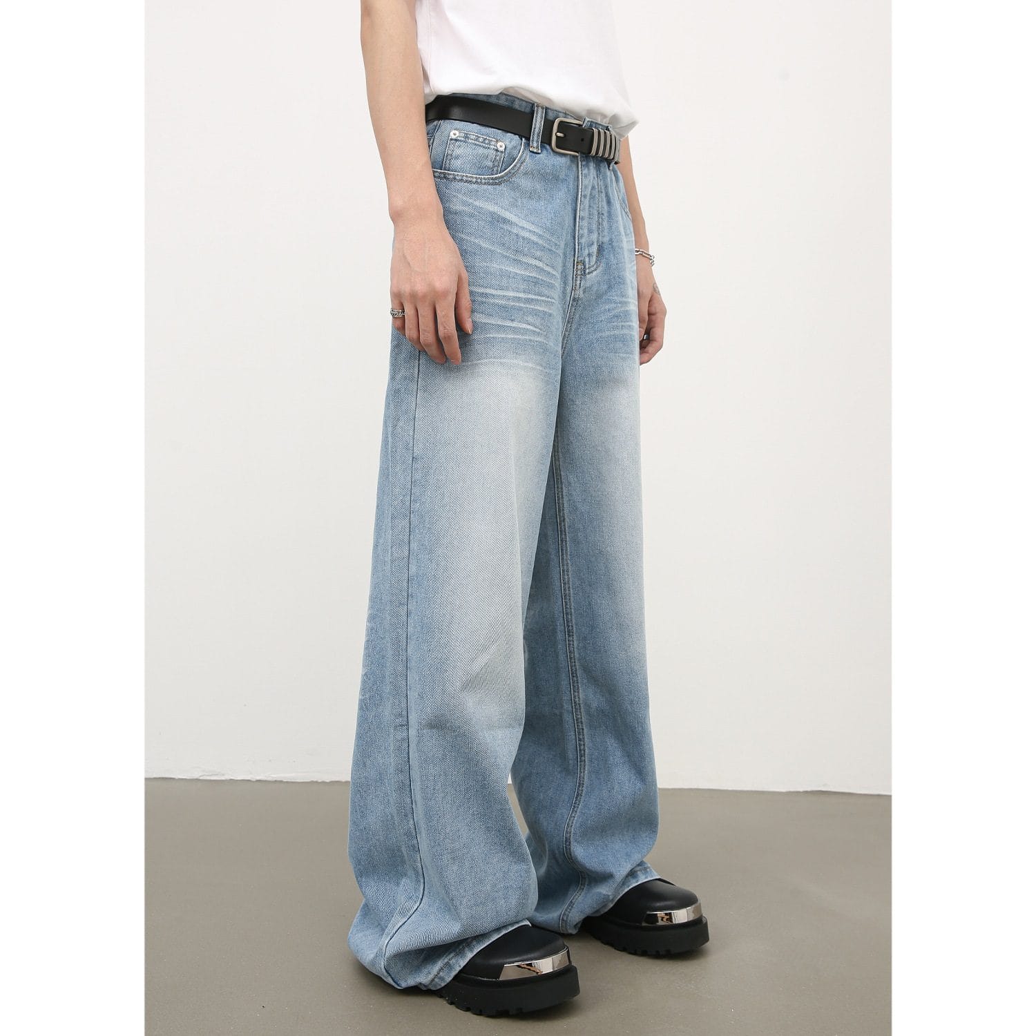 Washed-out Straight Jeans - Image 4