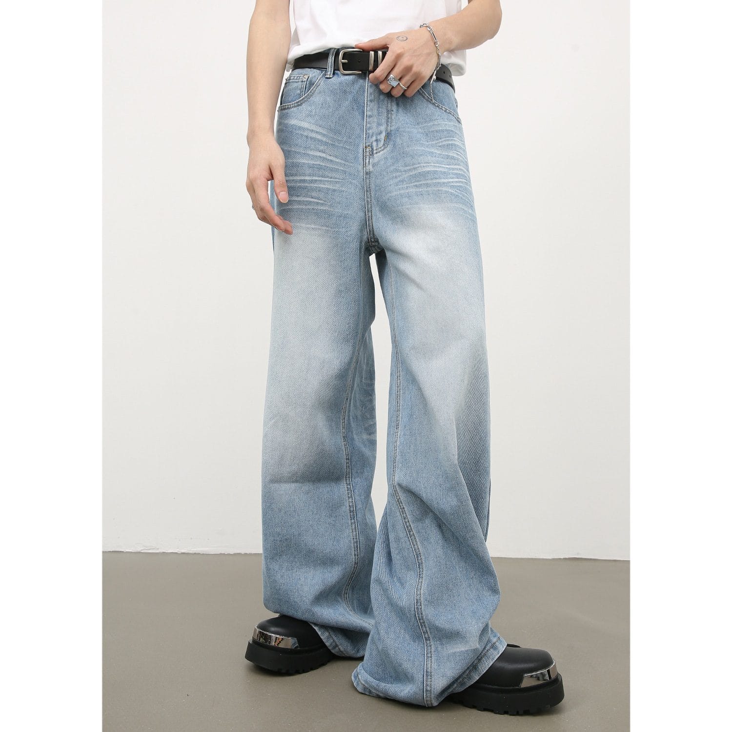 Washed-out Straight Jeans - Image 6